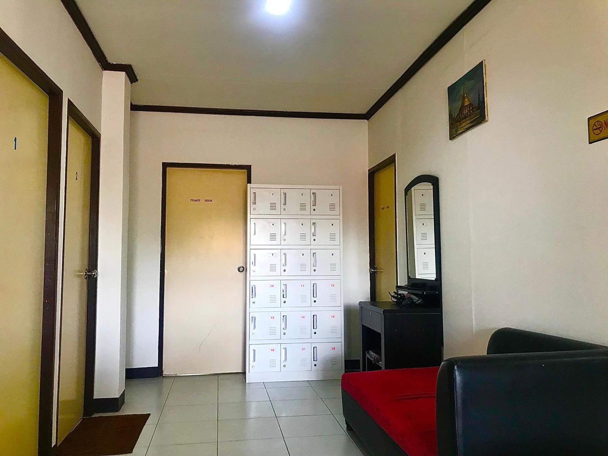 Moon Dolphin Hostel Haad Rin Dış mekan fotoğraf