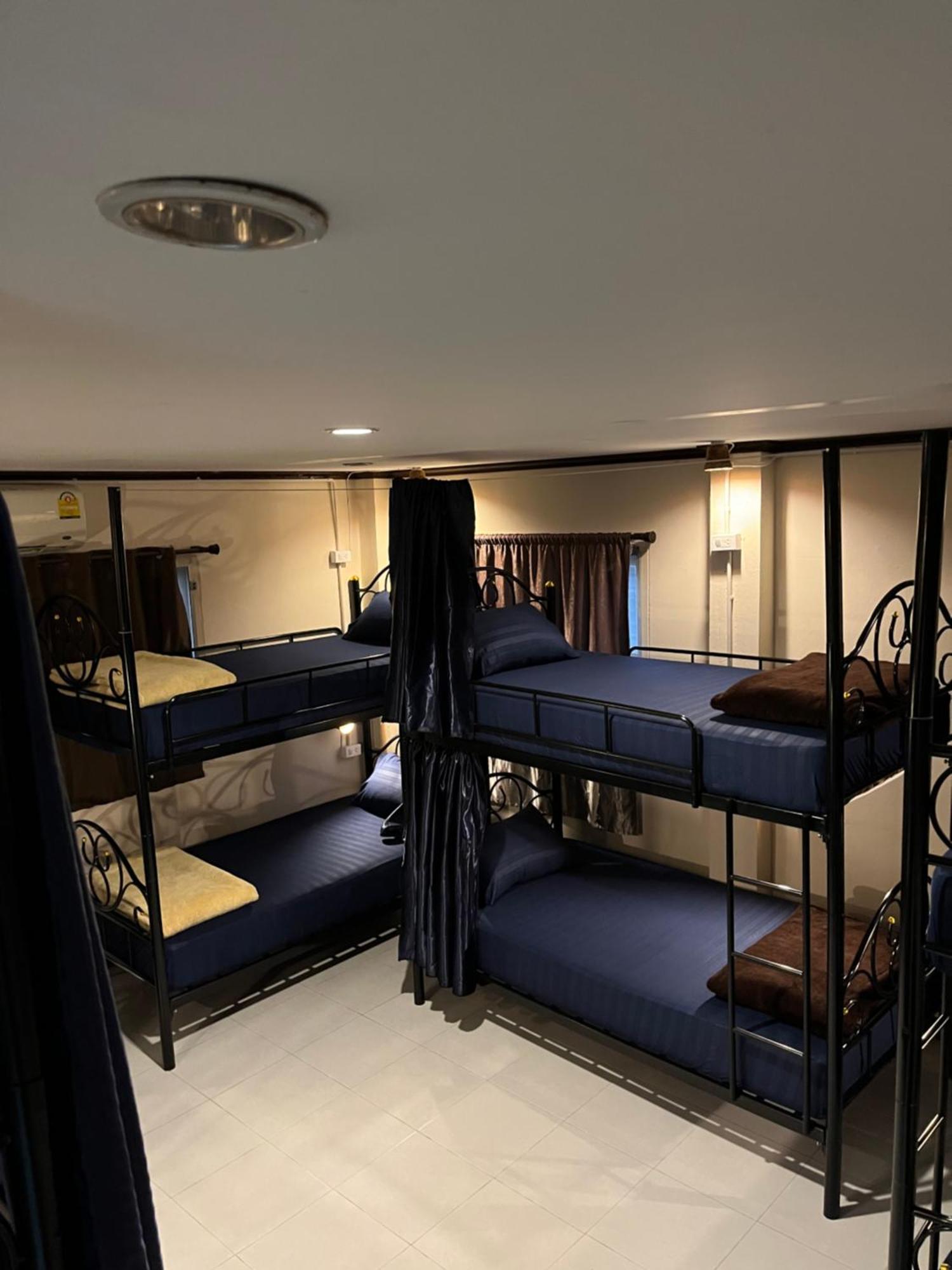 Moon Dolphin Hostel Haad Rin Dış mekan fotoğraf