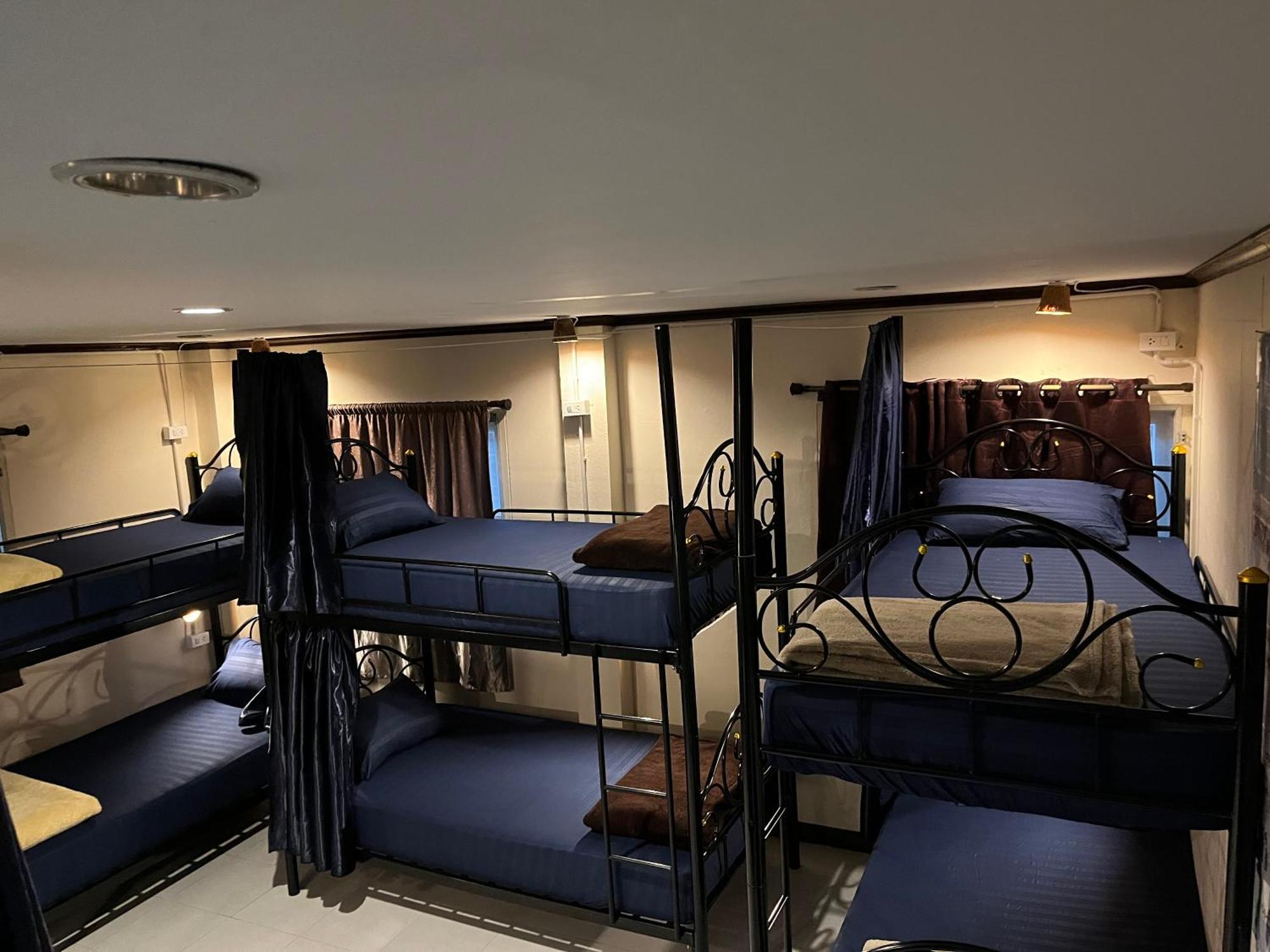 Moon Dolphin Hostel Haad Rin Dış mekan fotoğraf